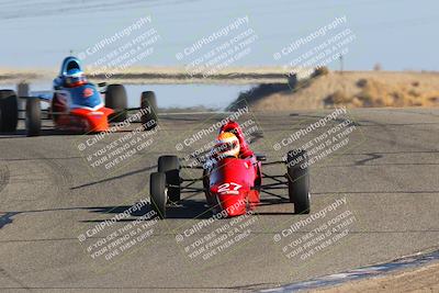 media/Oct-15-2023-CalClub SCCA (Sun) [[64237f672e]]/Group 5/Qualifying/